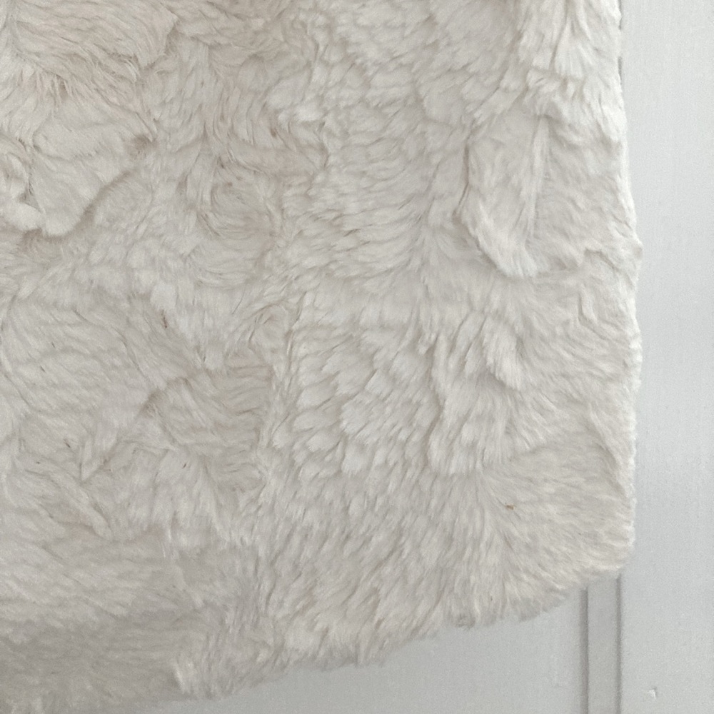 Anthropologie x Leifsdottir | Cream White Lined Faux Fur Top Exposed zip… - Picture 7 of 13